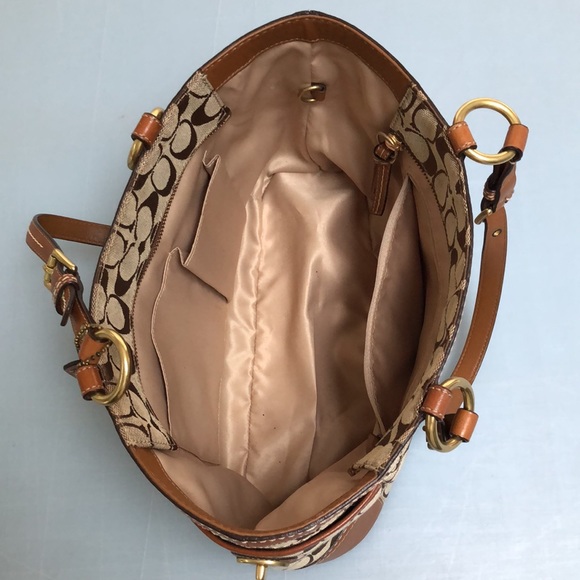 Coach Gallery Signature Tote Tan Signature Canvas Leather - Picture 6 of 9